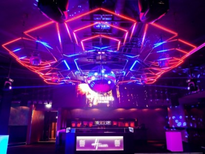 照片: Hermanns Club &amp;amp; Events